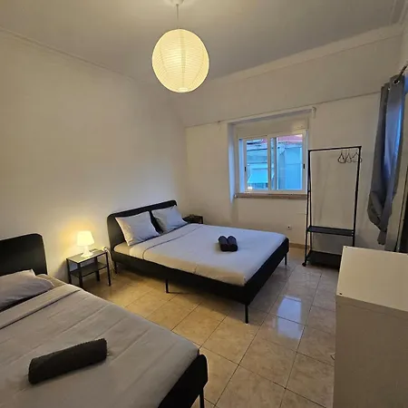 Spacious Guest Quarto em Acomodações Particulares Lisboa