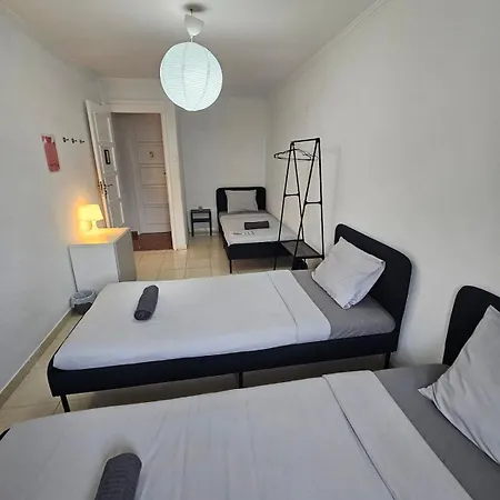 Spacious Guest Quarto em Acomodações Particulares Lisboa