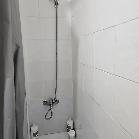 Spacious Guest منزل للإقامة
