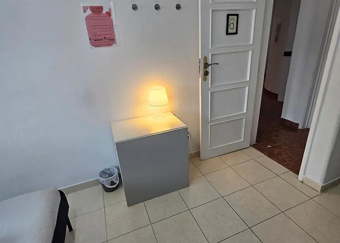 Spacious Guest Проживание в семье *